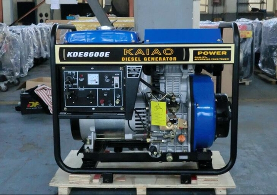 Dostosowany 1 Cylinder 6kw Open Diesel Generator 3000 obr / min Fuel Efficient